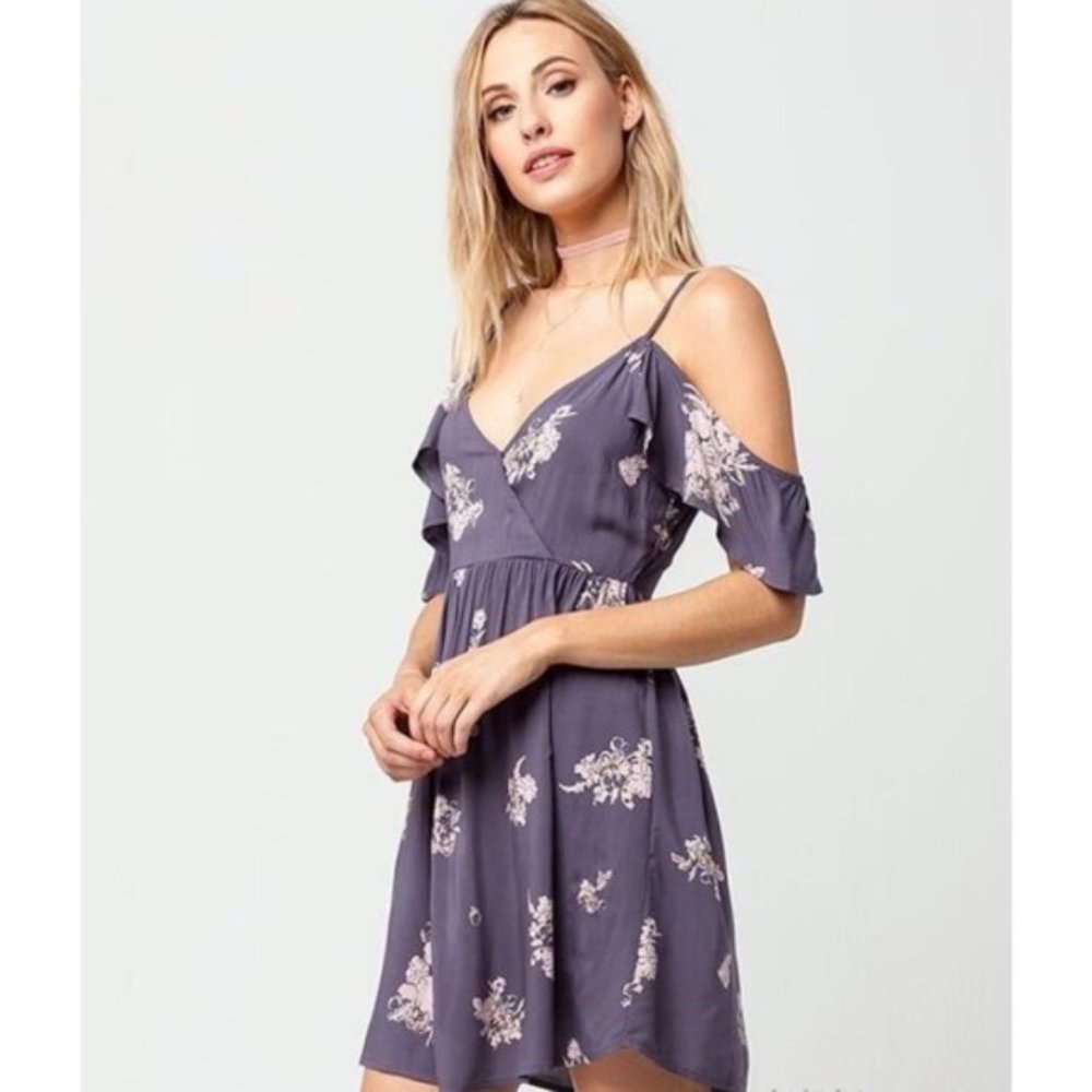 Full Tilt Floral Cold Shoulder Mini Dress NWOT XS - Picture 2 of 8